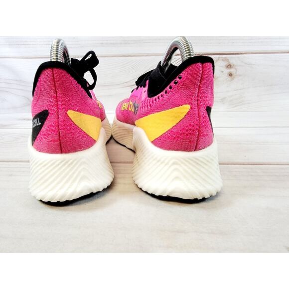 New Balance Womens FuelCell RC Elite V2 WRCELPB2 Pink Running Shoes Sneakers 9 - Picture 4 of 16